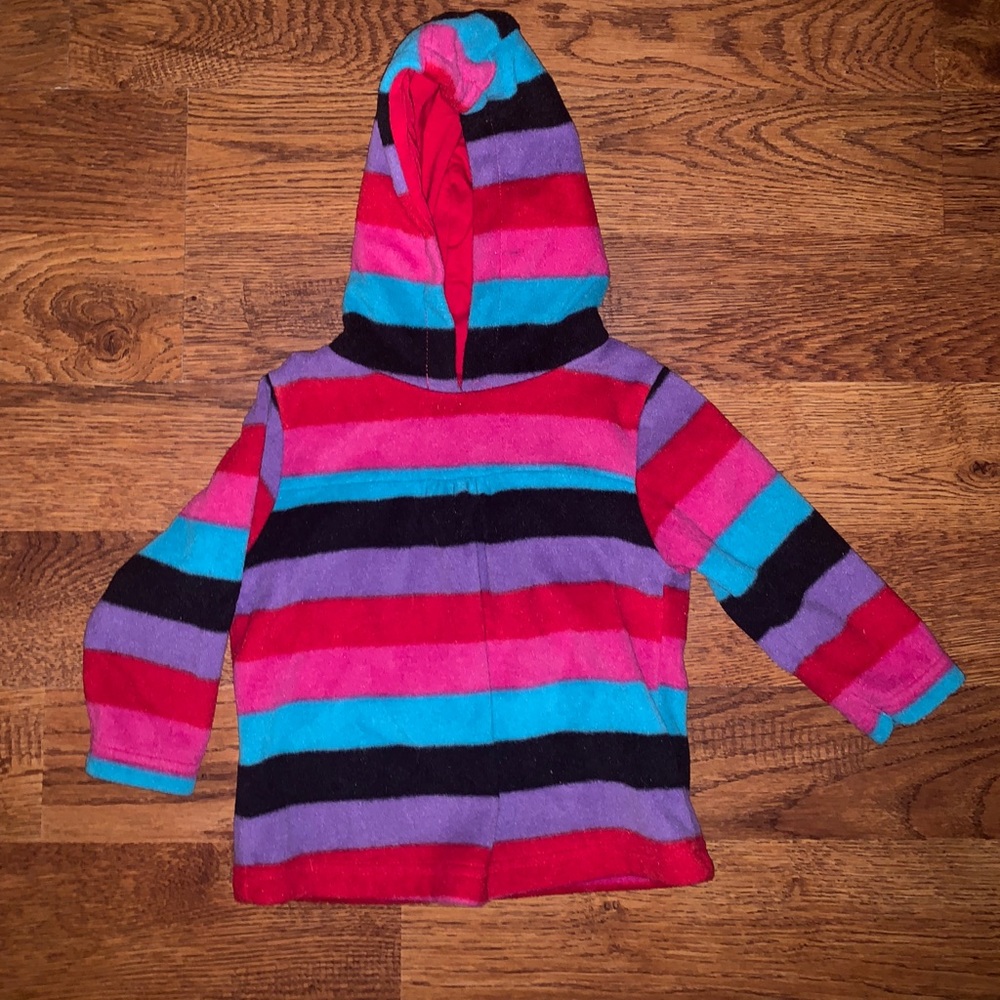 Super cute hooded sweater